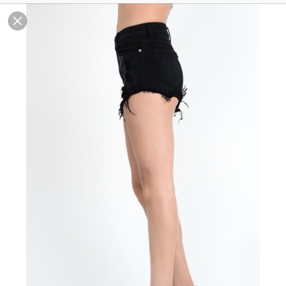 eunina lulu high rise cut off shortie